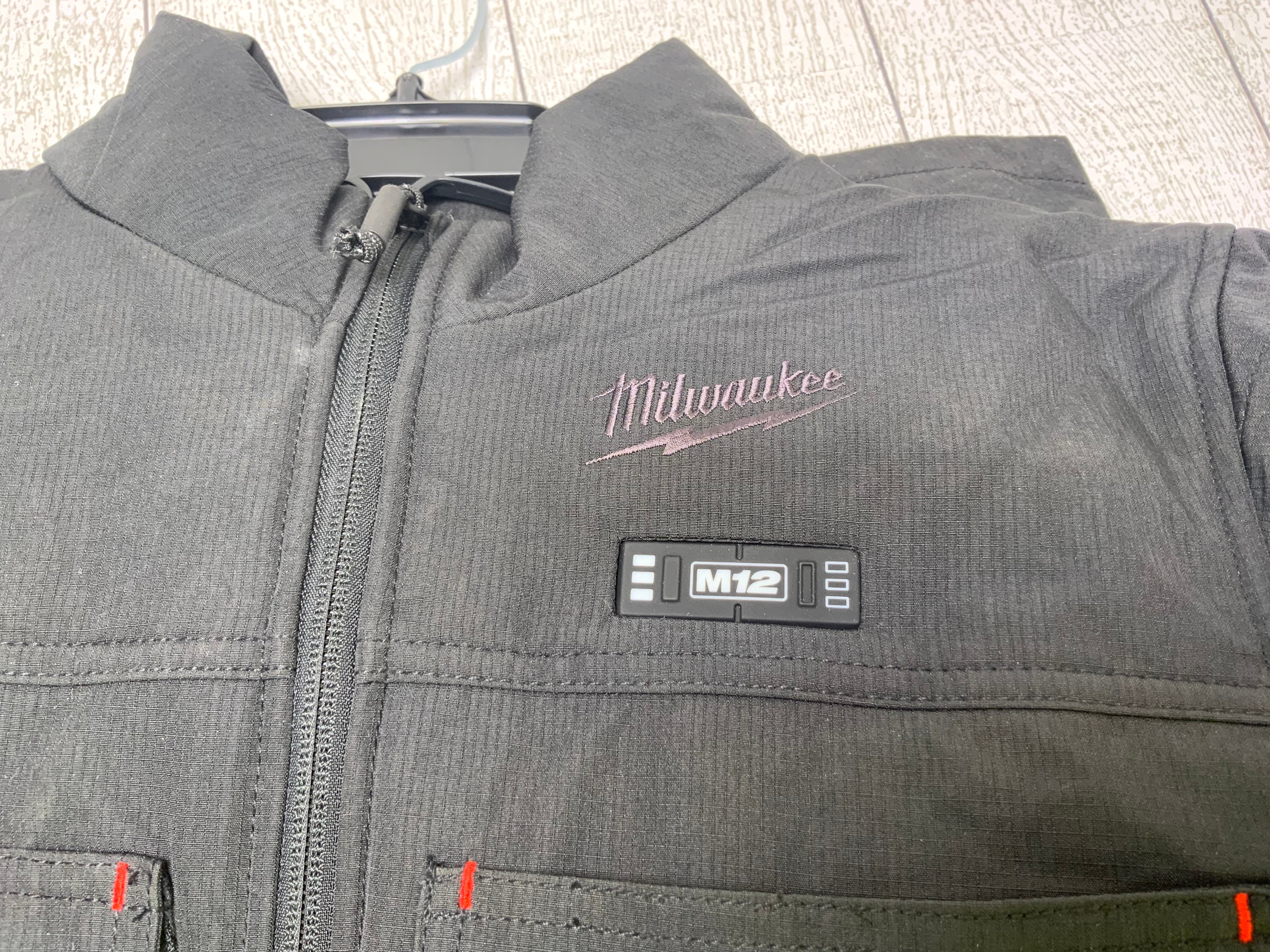 Milwaukee M12 Heated Jacket (SIZE LARGE) **BATTERIES NOT INCLUDED** (7982665629934)